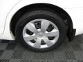 Super White - Camry LE Photo No. 30