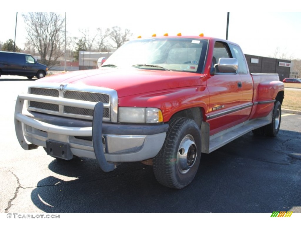 1996 Ram 3500 ST Extended Cab Dually - Colorado Red / Gray photo #1