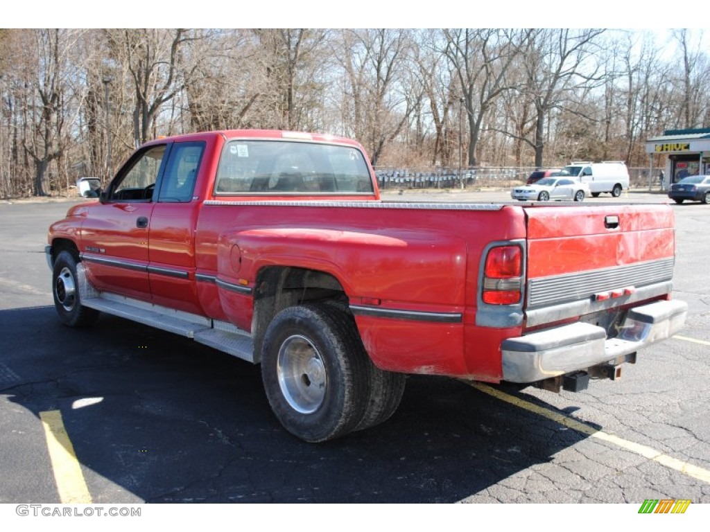 1996 Ram 3500 ST Extended Cab Dually - Colorado Red / Gray photo #4