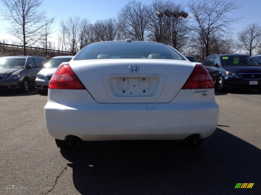 2004 Accord EX V6 Coupe - Taffeta White / Ivory photo #11