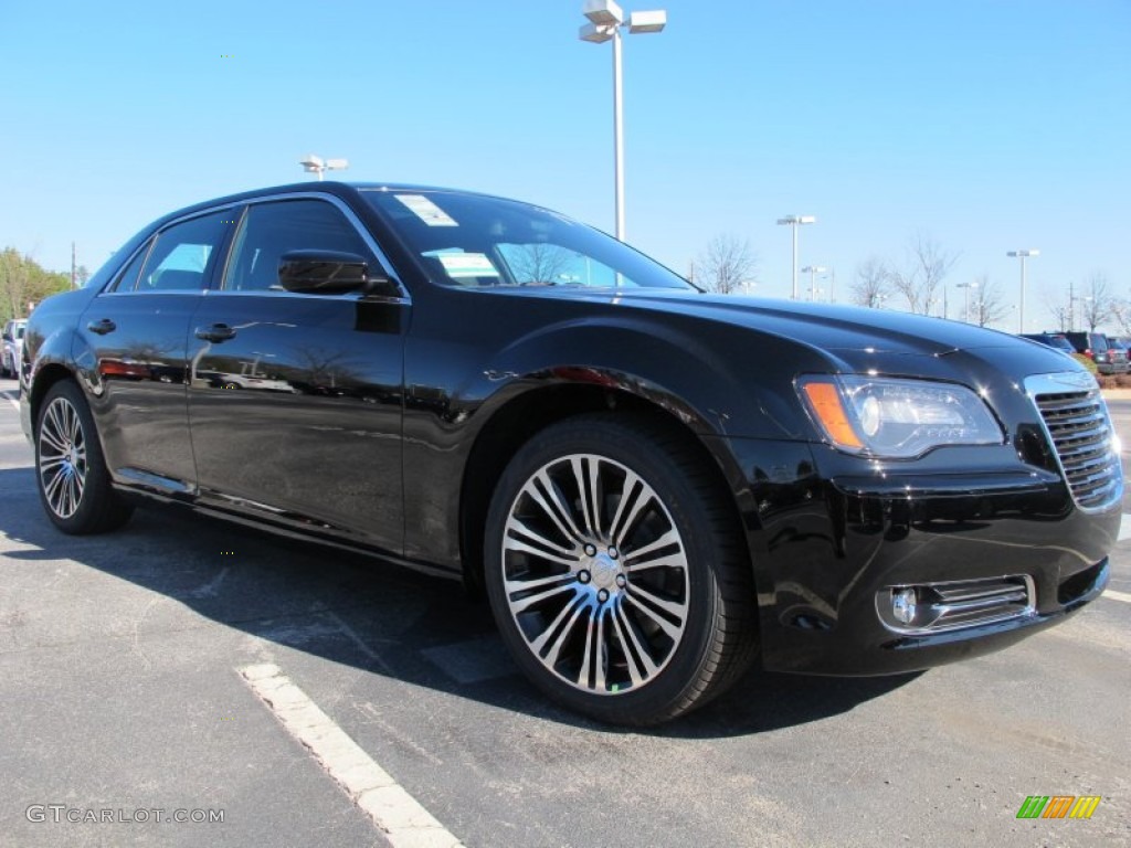 Gloss Black 2012 Chrysler 300 S V8 Exterior Photo #61882647