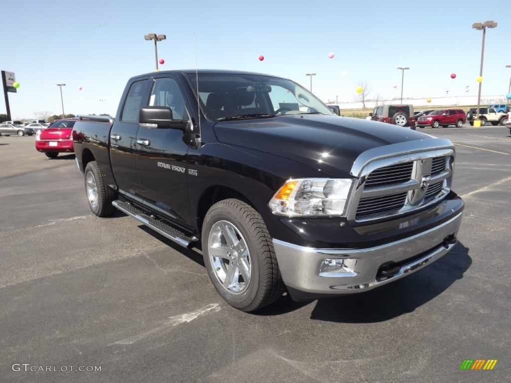 2012 Ram 1500 Big Horn Quad Cab 4x4 - Black / Dark Slate Gray/Medium Graystone photo #3