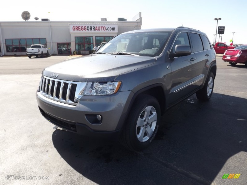 2012 Grand Cherokee Laredo X Package 4x4 - Mineral Gray Metallic / Black photo #1