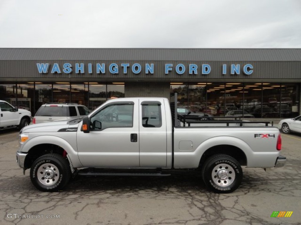 2011 F250 Super Duty XLT SuperCab 4x4 - Ingot Silver Metallic / Steel Gray photo #1