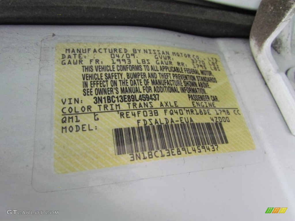 2009 Nissan Versa 1.8 S Hatchback Parts Photos