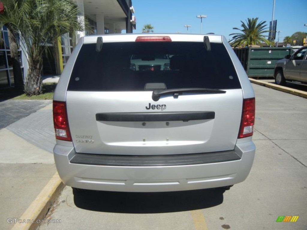 2008 Grand Cherokee Laredo - Bright Silver Metallic / Dark Slate Gray photo #3