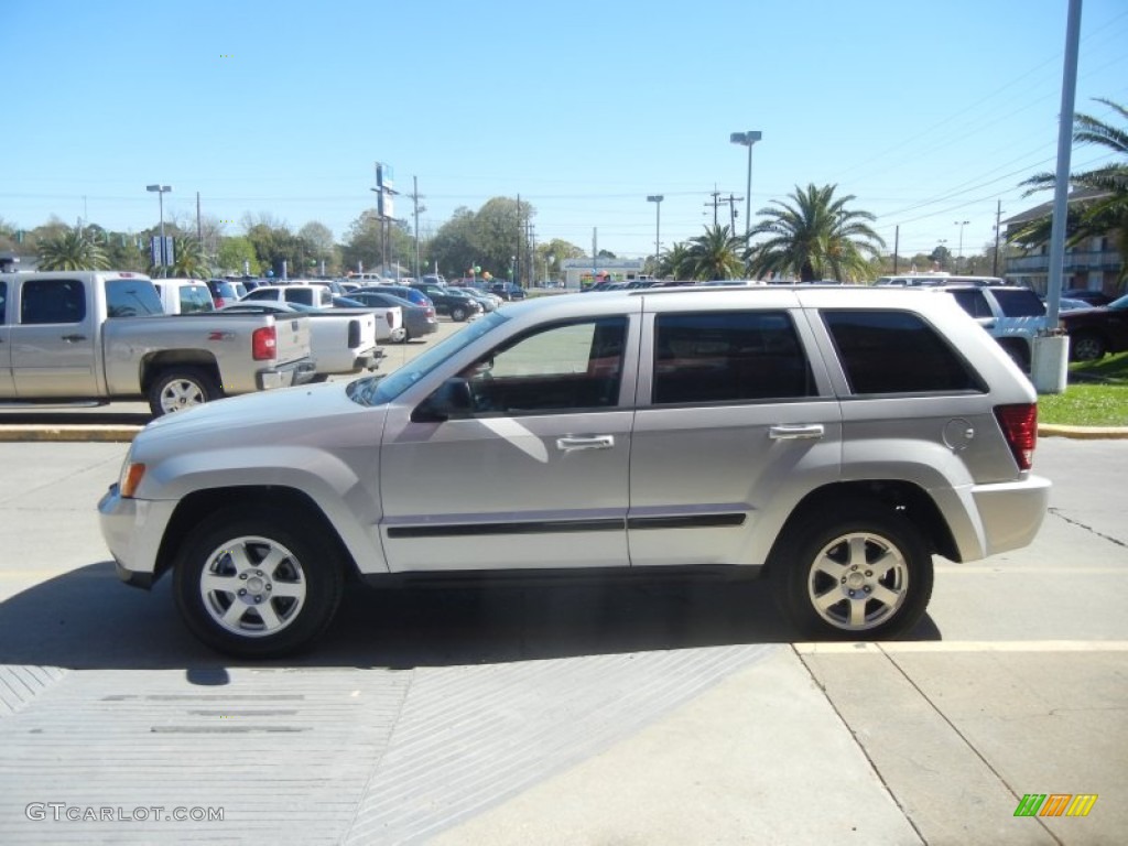 2008 Grand Cherokee Laredo - Bright Silver Metallic / Dark Slate Gray photo #5