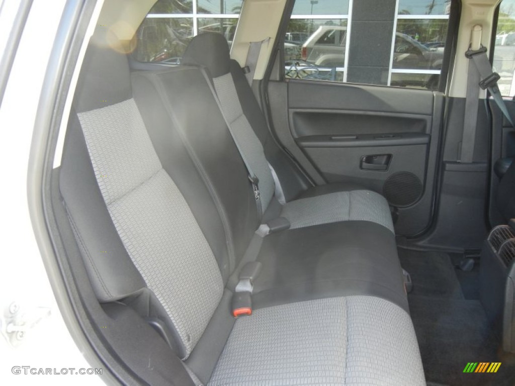 2008 Grand Cherokee Laredo - Bright Silver Metallic / Dark Slate Gray photo #8