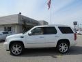 White Diamond - Escalade AWD Photo No. 4