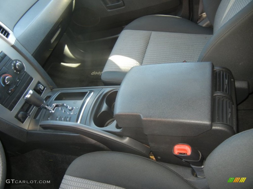 2008 Grand Cherokee Laredo - Bright Silver Metallic / Dark Slate Gray photo #20