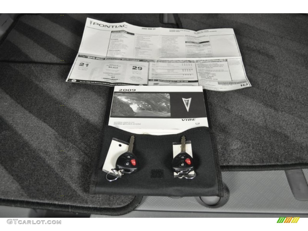 2009 Pontiac Vibe GT Books/Manuals Photo #61889754