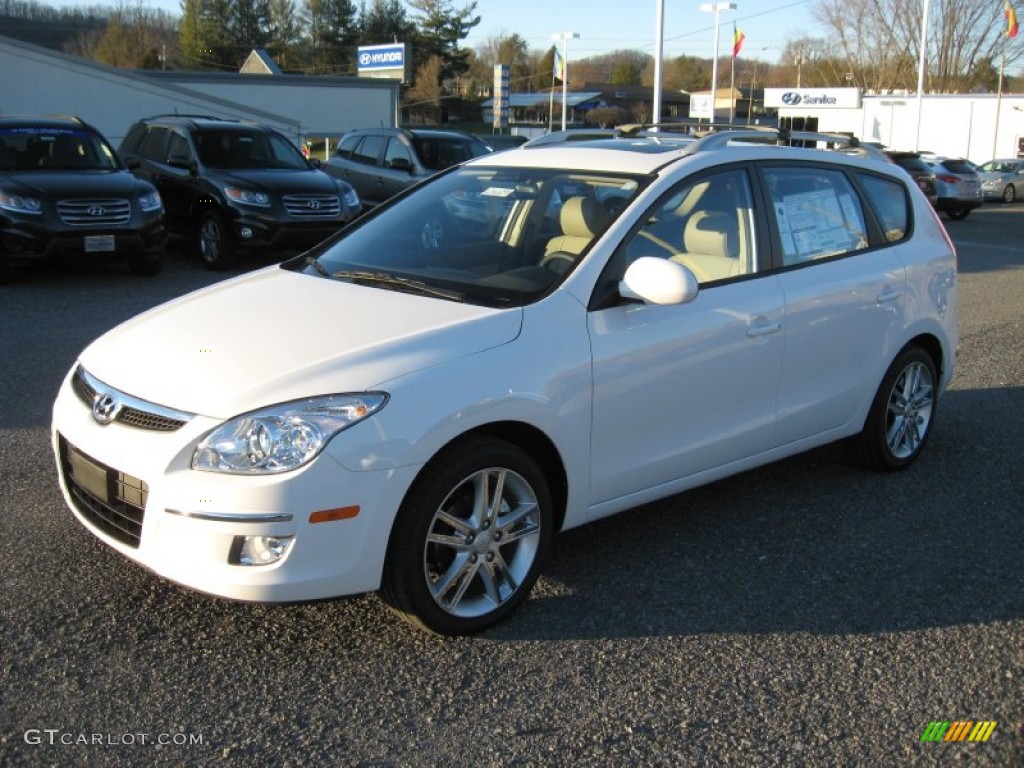 2012 Elantra SE Touring - Polar White / Beige photo #2
