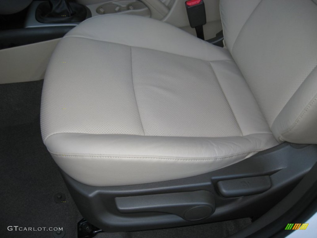 2012 Elantra SE Touring - Polar White / Beige photo #14