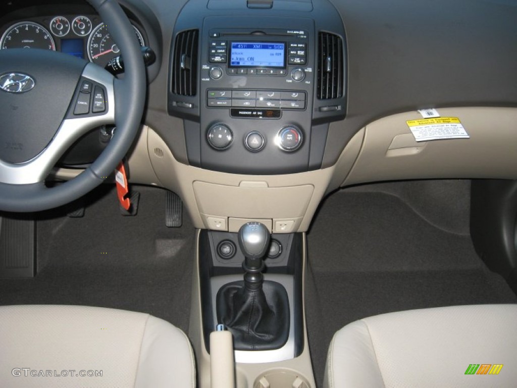 2012 Elantra SE Touring - Polar White / Beige photo #23