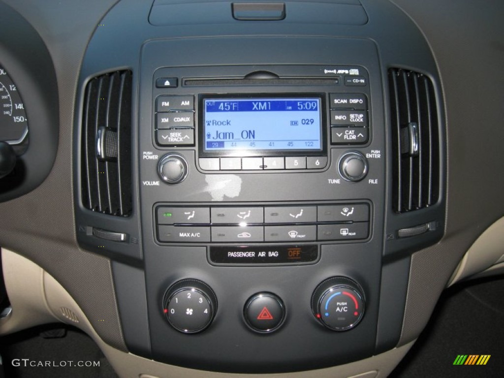2012 Elantra SE Touring - Polar White / Beige photo #24