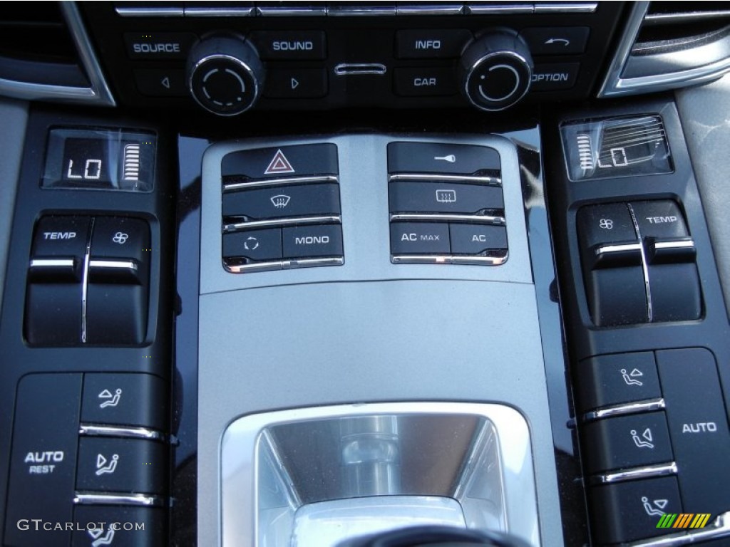 2010 Porsche Panamera S Controls Photo #61896150