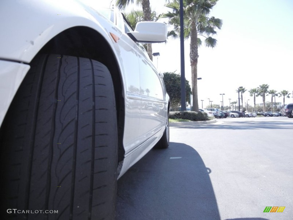 2004 3 Series 330i Convertible - Alpine White / Sand photo #13