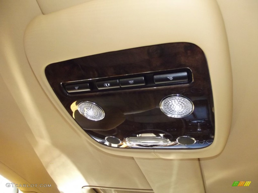 2006 Bentley Continental Flying Spur Standard Continental Flying Spur Model Controls Photo #61897959