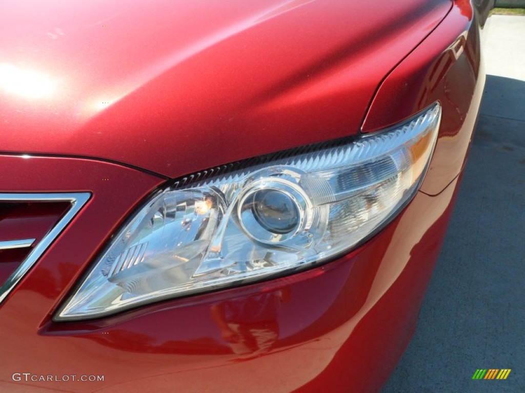 2011 Camry XLE V6 - Barcelona Red Metallic / Bisque photo #9