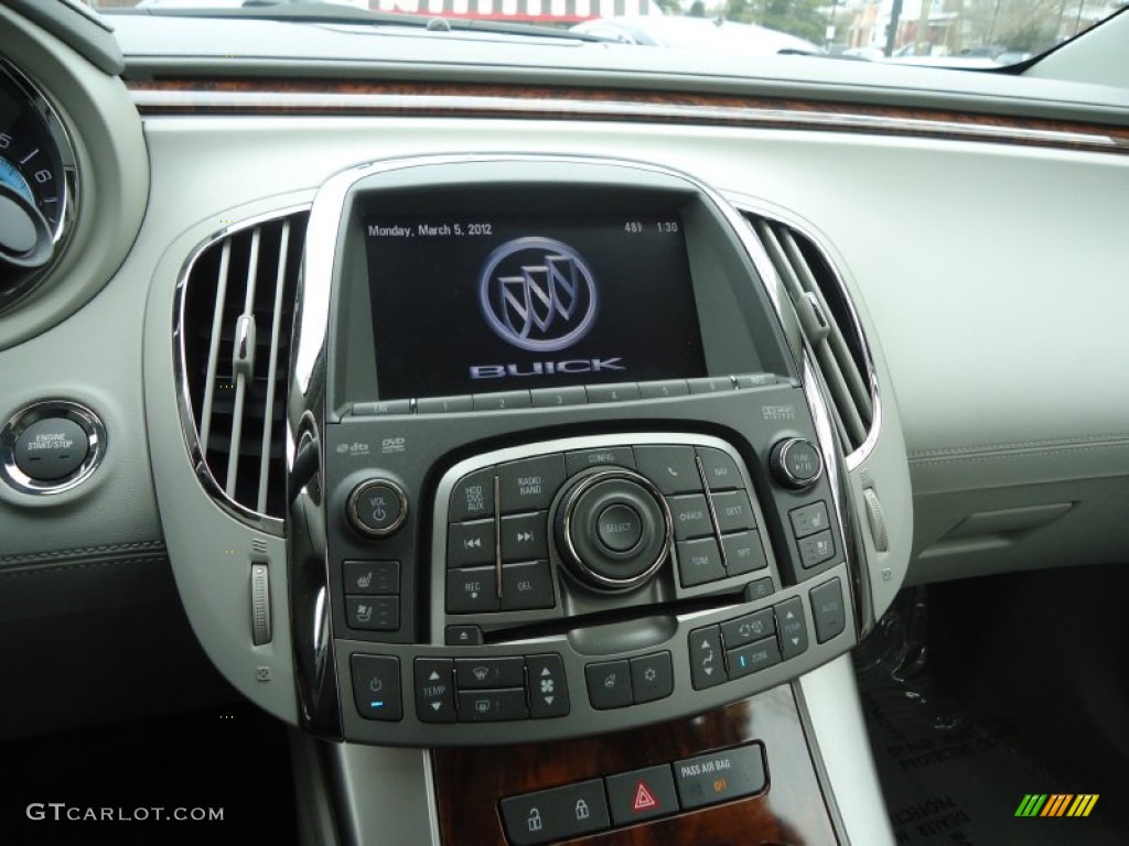 2011 Buick LaCrosse CXS Controls Photo #61900326