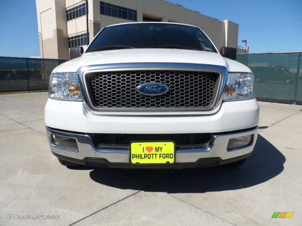 2005 F150 Lariat SuperCrew - Oxford White / Black photo #9