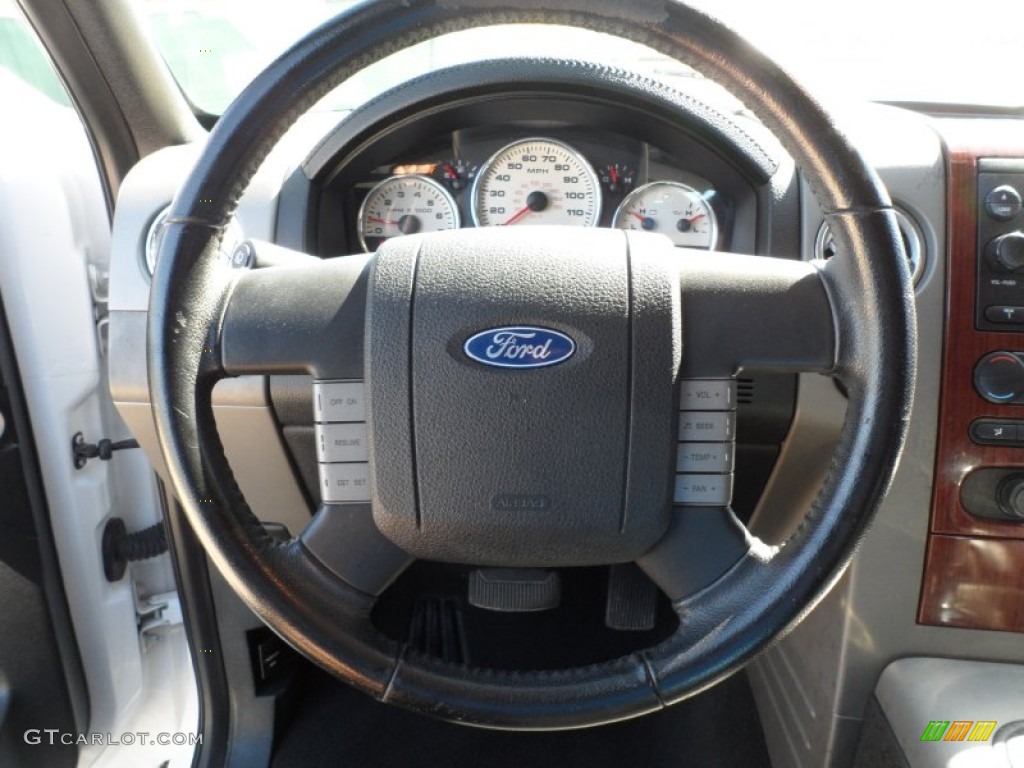 2005 F150 Lariat SuperCrew - Oxford White / Black photo #44