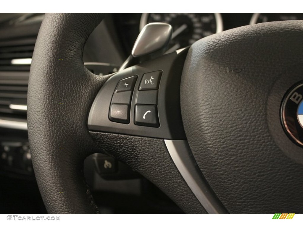 2010 BMW X6 xDrive35i Controls Photo #61902525