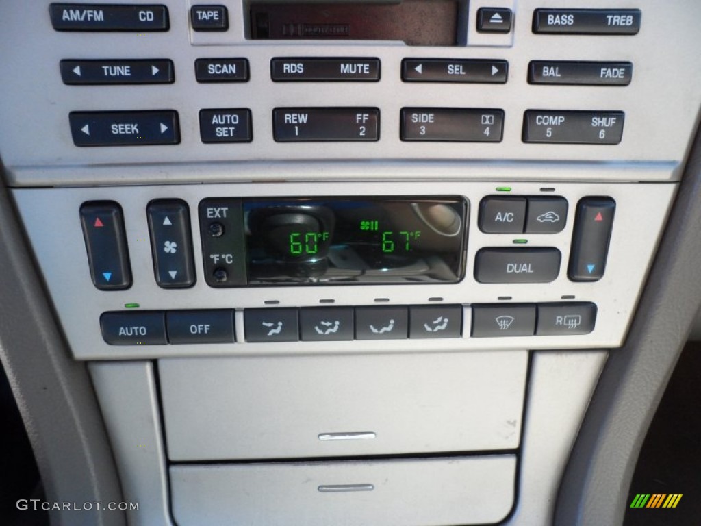 2004 Lincoln LS V6 Controls Photo #61903278