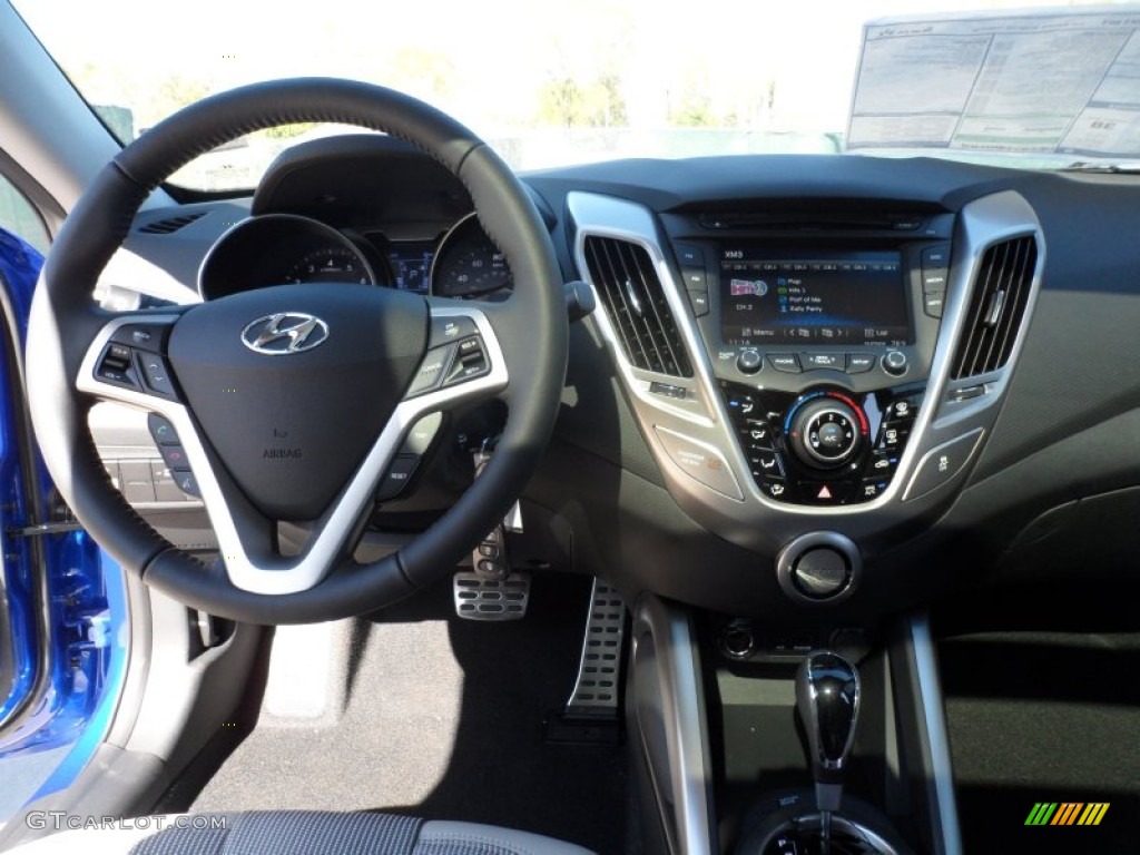 2012 Hyundai Veloster Standard Veloster Model Gray Dashboard Photo #61905264