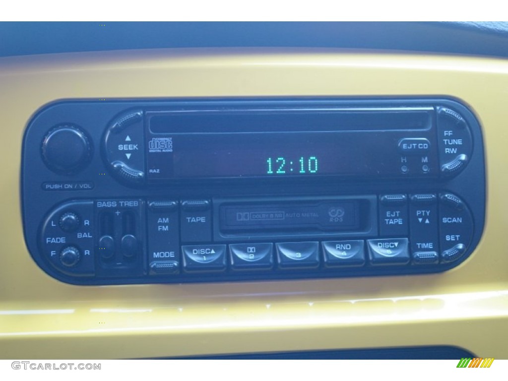 2005 Dodge Ram 1500 SLT Rumble Bee Regular Cab 4x4 Audio System Photo #61906158