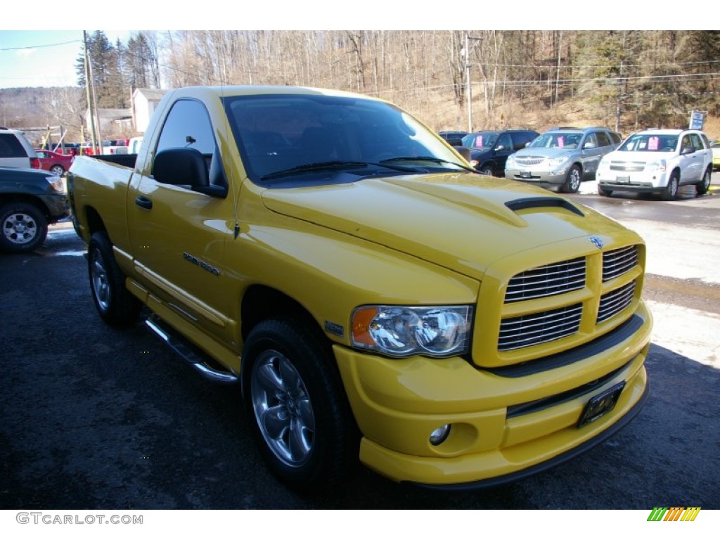 2005 Ram 1500 SLT Rumble Bee Regular Cab 4x4 - Solar Yellow / Dark Slate Gray photo #15