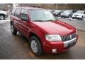 Vivid Red Metallic - Mariner Luxury 4WD Photo No. 16