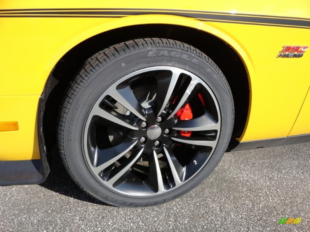 2012 Dodge Challenger SRT8 Yellow Jacket Wheel Photo #61909057