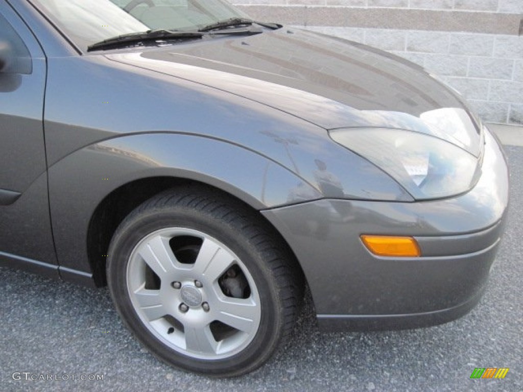 2003 Focus ZX3 Coupe - Liquid Grey Metallic / Medium Graphite photo #4