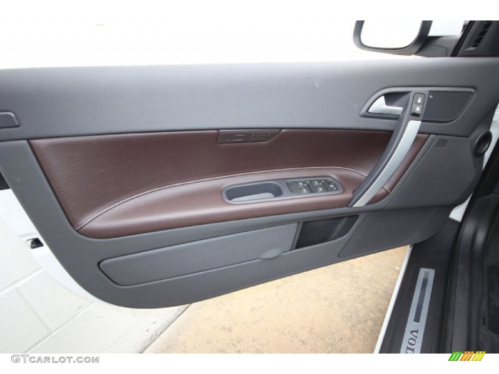 2012 Volvo C70 T5 Platinum Cacao/Off Black Door Panel Photo #61914013