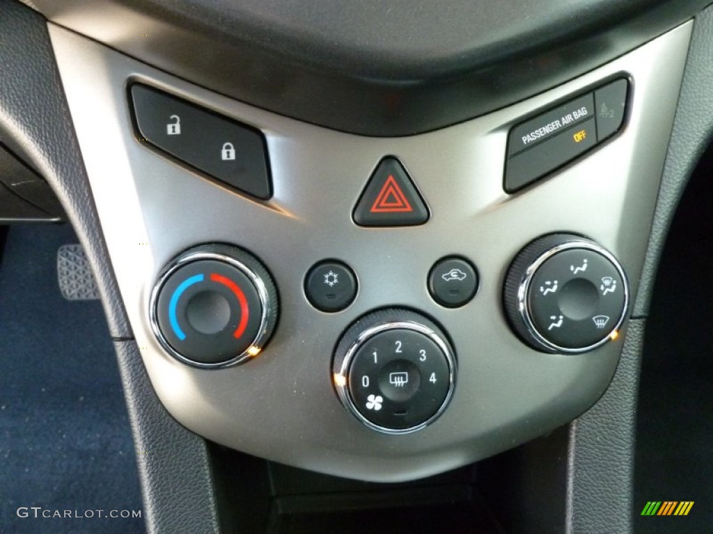 2012 Sonic LS Sedan - Black / Jet Black/Dark Titanium photo #18