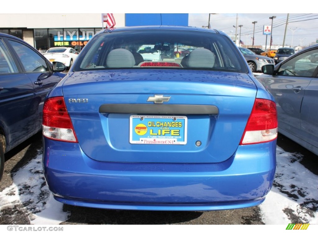 2004 Aveo Sedan - Bright Blue Metallic / Gray photo #10