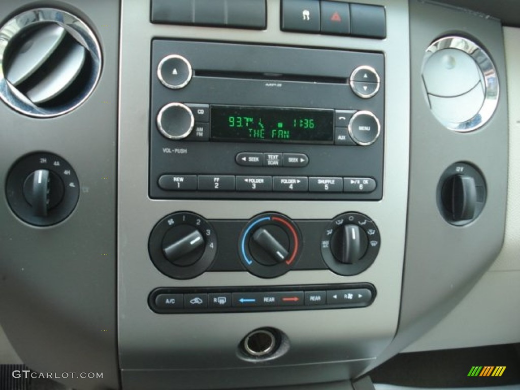 2011 Ford Expedition XL 4x4 Controls Photo #61917630