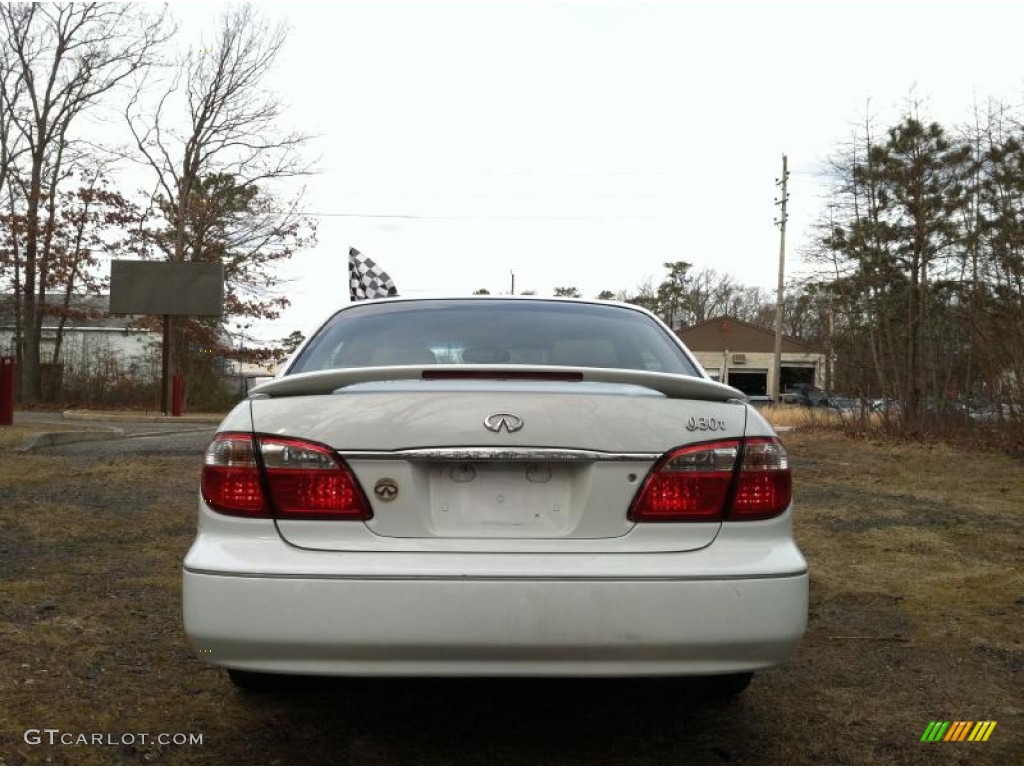 2001 I 30 Sedan - Aspen White Pearl / Beige photo #6