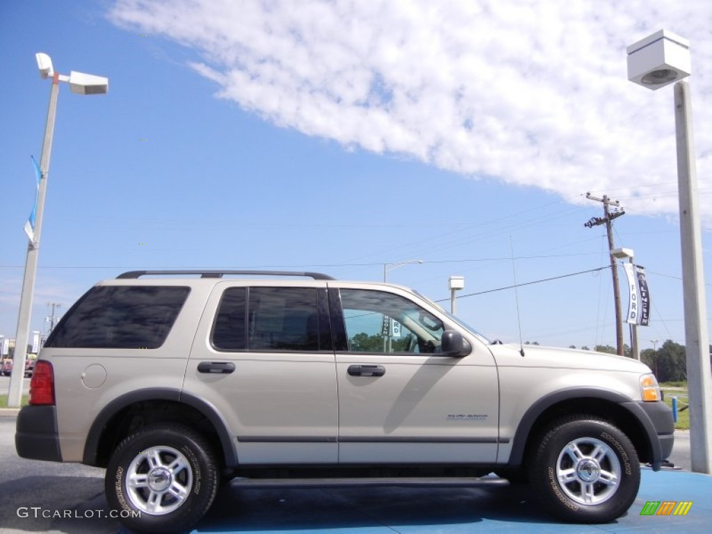 Pueblo Gold Metallic 2004 Ford Explorer XLS 4x4 Exterior Photo #61918477