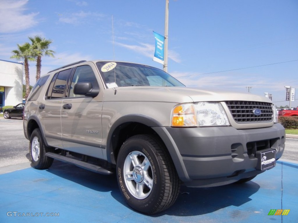 Pueblo Gold Metallic 2004 Ford Explorer XLS 4x4 Exterior Photo #61918486