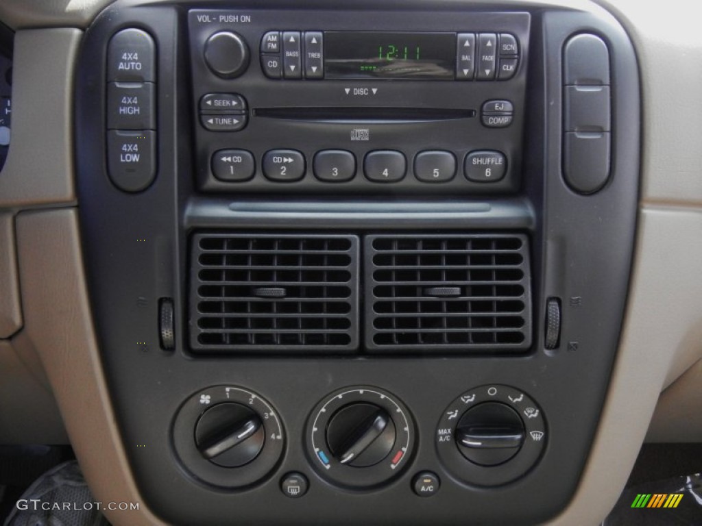 2004 Ford Explorer XLS 4x4 Controls Photo #61918630