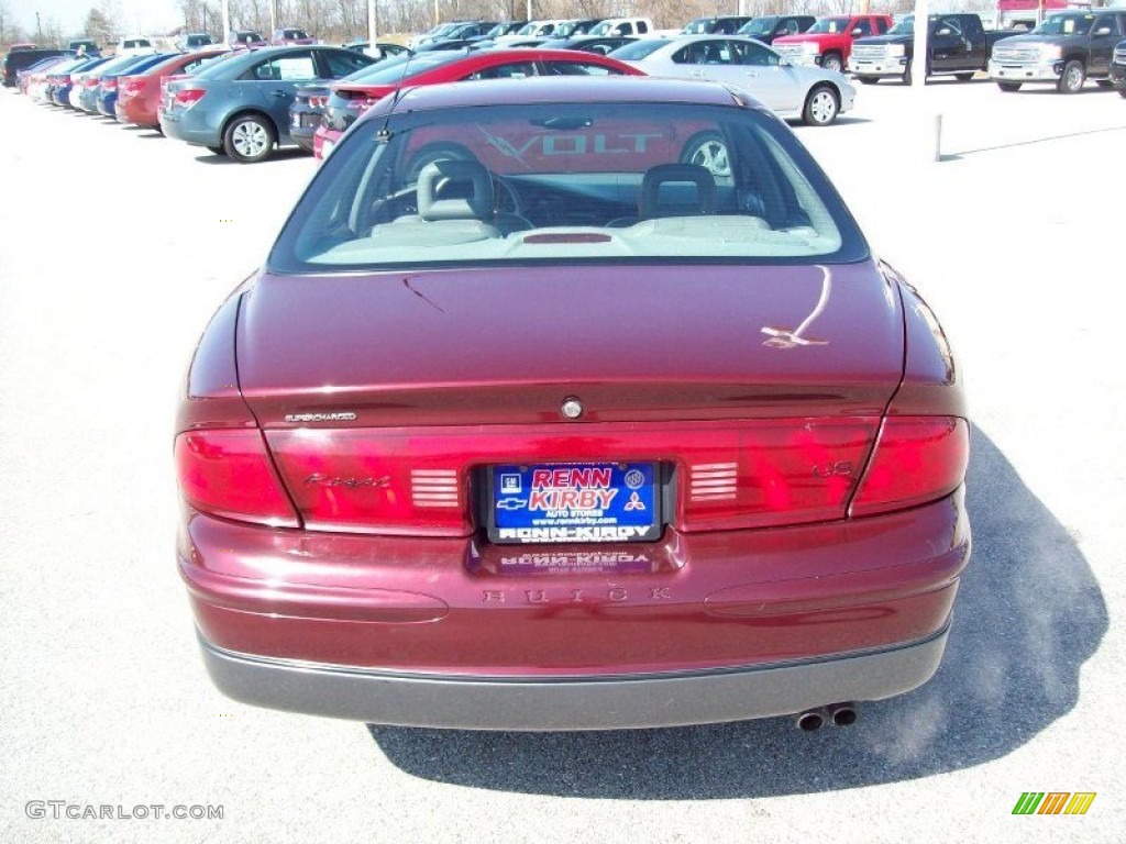 2002 Regal GS - Bordeaux Red Pearl / Medium Gray photo #13