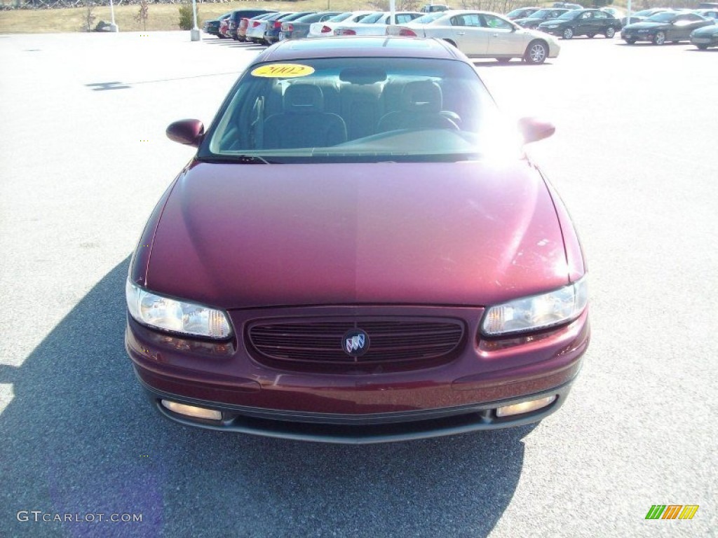 2002 Regal GS - Bordeaux Red Pearl / Medium Gray photo #14