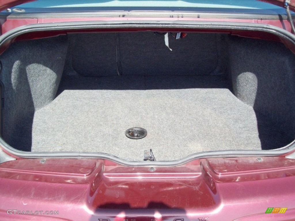 2002 Regal GS - Bordeaux Red Pearl / Medium Gray photo #20