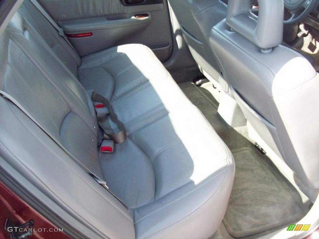 2002 Regal GS - Bordeaux Red Pearl / Medium Gray photo #21