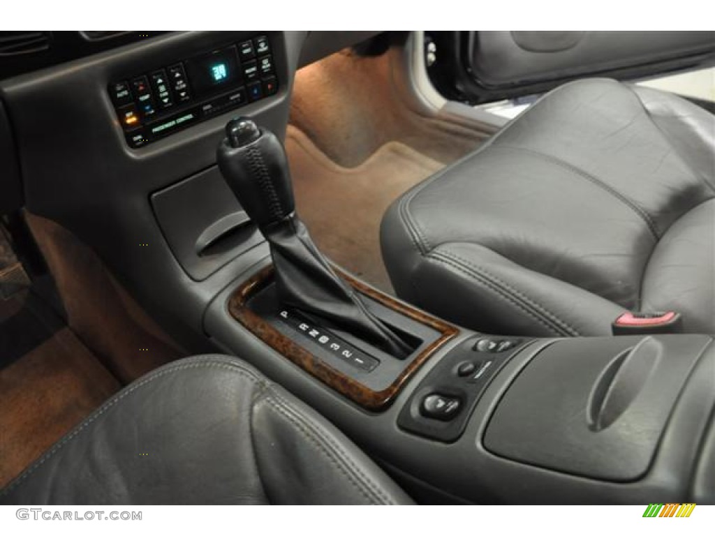 2003 Regal GS - Midnight Blue Pearl / Graphite photo #19