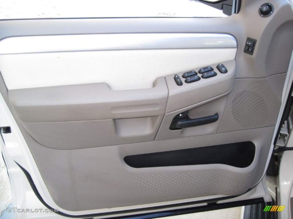 2005 Mountaineer V6 AWD - Ivory Parchment Tri-Coat / Medium Dark Parchment photo #30