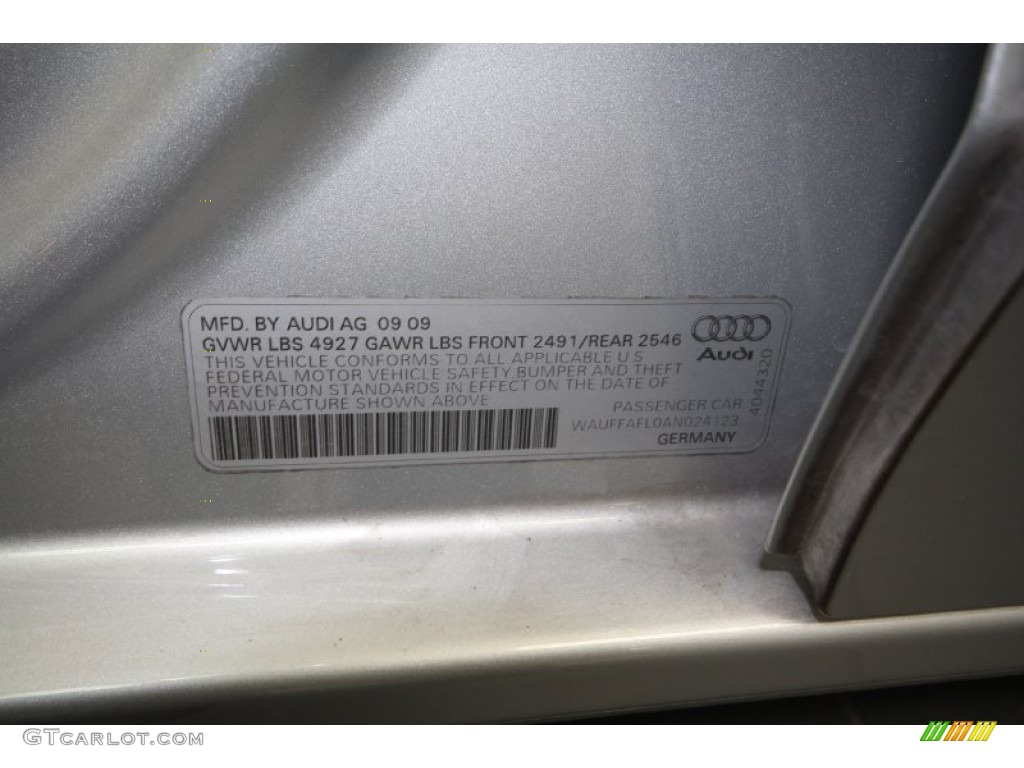 2010 A4 2.0T quattro Sedan - Ice Silver Metallic / Black photo #10