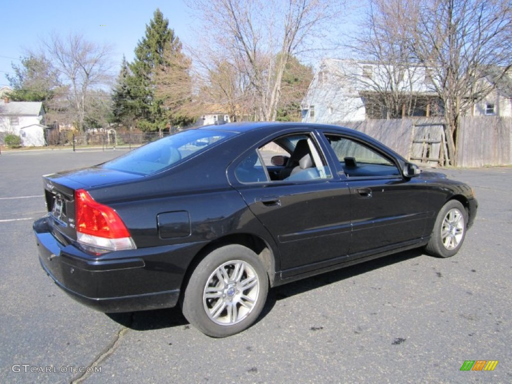 2007 S60 2.5T AWD - Black / Graphite photo #8